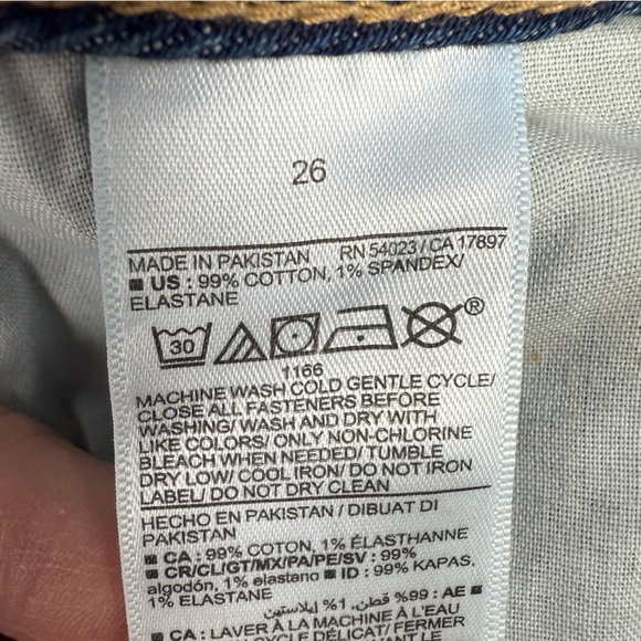 OLD NAVY High Waisted O.G. Straight Ankle Jeans Cut Off Hem Plus 26W Suki NWT - Picture 8 of 9